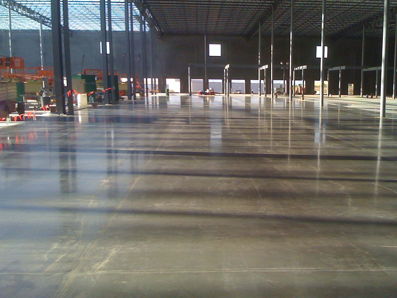 Thi công sơn sàn công nghiệp bằng sơn Epoxy